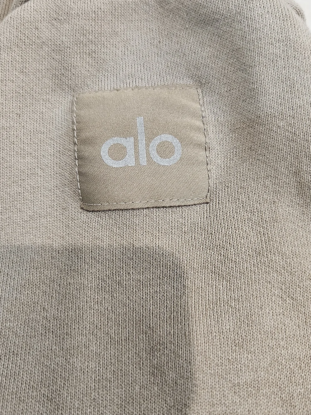 Alo Yoga Hype Hoodie in Gravel Small